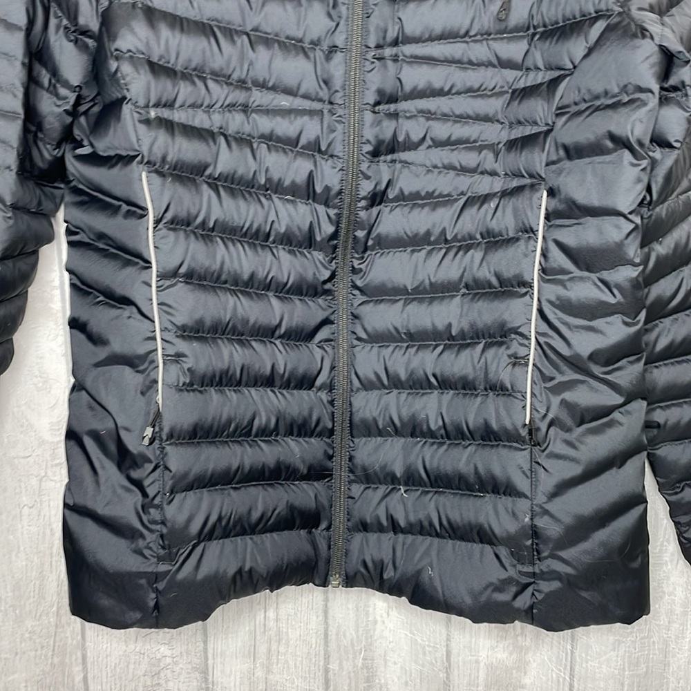 Spyder Timeless down jacket. - Picture 3 of 10